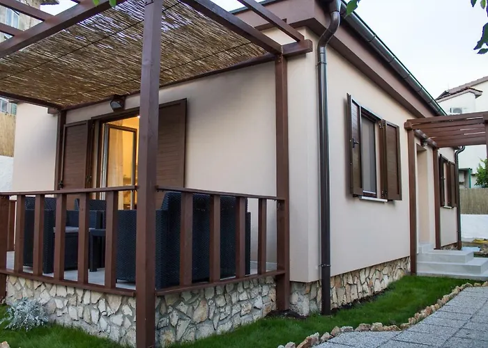 Kuca Za Odmor Natalija * Pola