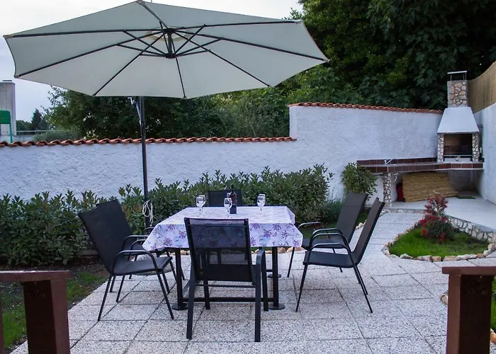 Kuca Za Odmor Natalija Ferienhaus Pula